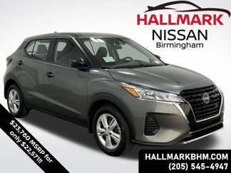 New 2025 Nissan Kicks Play S image 1