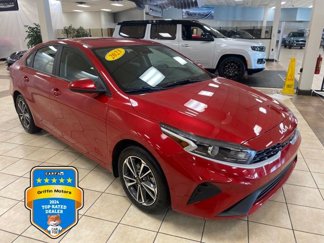 Used 2023 Kia Forte LXS image 1