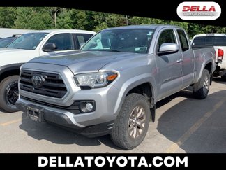 Used 2018 Toyota Tacoma SR5 image 1