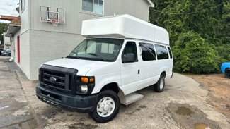 Used 2009 Ford E-350 and Econoline 350 Extended Super Duty image 1