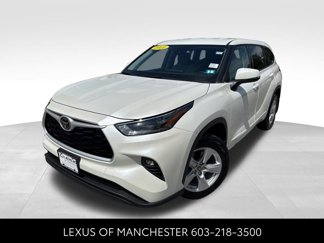 Used 2021 Toyota Highlander LE image 1