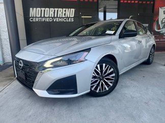 Used 2024 Nissan Altima 2.5 SV image 1