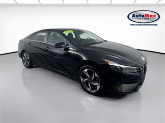 Used 2023 Hyundai Elantra Limited image 1