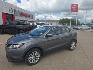 Used 2017 Nissan Rogue Sport S w/ S Appearance Package image 1