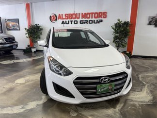 Used 2016 Hyundai Elantra GT image 1