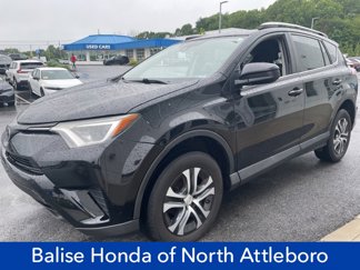 Used 2017 Toyota RAV4 LE image 1