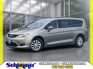 Used 2017 Chrysler Pacifica Touring-L image 1