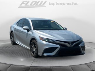 Used 2023 Toyota Camry SE image 1