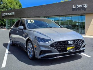 Certified 2023 Hyundai Sonata SEL w/ Convenience Package image 1
