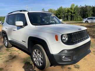 Used 2018 Jeep Renegade Latitude image 1