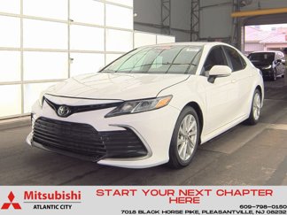 Used 2024 Toyota Camry LE image 1