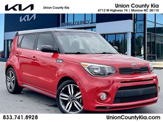 Used 2019 Kia Soul + image 1
