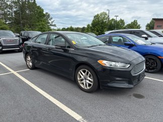 Used 2016 Ford Fusion SE image 1