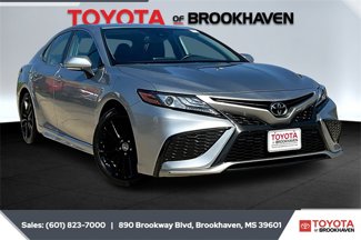 Used 2023 Toyota Camry XSE image 1