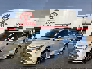 Used 2020 Toyota Corolla LE image 1