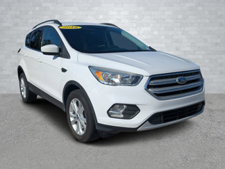Used 2018 Ford Escape SE image 1
