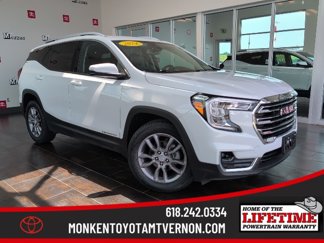 Used 2024 GMC Terrain SLT image 1
