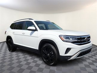 Used 2023 Volkswagen Atlas SE w/ Panoramic Sunroof Package image 1