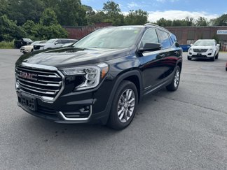 Used 2022 GMC Terrain SLT image 1