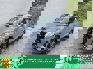 Used 2023 Nissan Kicks SV image 1
