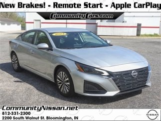 Used 2023 Nissan Altima 2.5 SV image 1