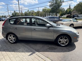 Used 2010 Hyundai Elantra SE image 1