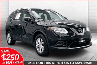 Used 2015 Nissan Rogue SV image 1