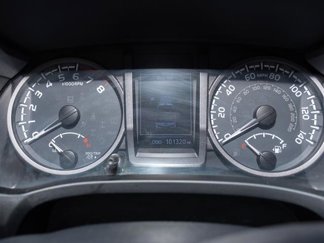 Used 2019 Toyota Tacoma TRD Off-Road video 2
