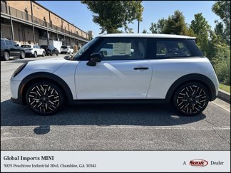 Used 2025 MINI Cooper S image 1