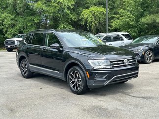 Used 2021 Volkswagen Tiguan SE image 1
