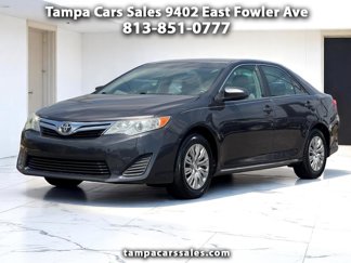 Used 2013 Toyota Camry LE image 1