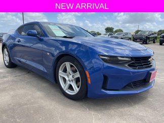 Used 2021 Chevrolet Camaro LT image 1