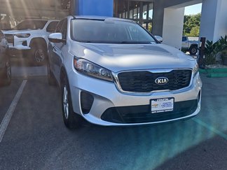 Used 2020 Kia Sorento LX image 1