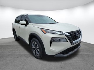 Used 2023 Nissan Rogue SV image 1