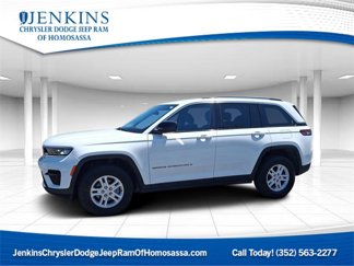 Used 2023 Jeep Grand Cherokee Laredo w/ Luxury Tech Group I image 1