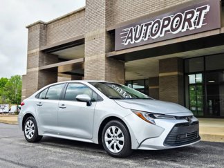 Used 2024 Toyota Corolla LE image 1