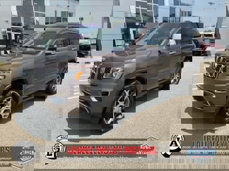 Used 2019 Jeep Grand Cherokee Limited w/ Trailer Tow Group IV image 1