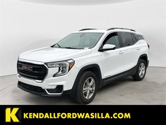 Used 2023 GMC Terrain SLE w/ Driver Convenience Package image 1