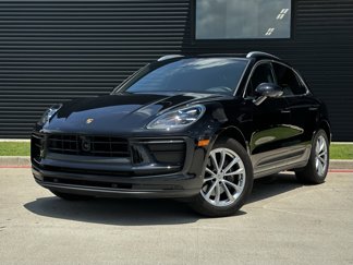 Certified 2024 Porsche Macan image 1