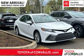 Used 2023 Toyota Camry LE image 1