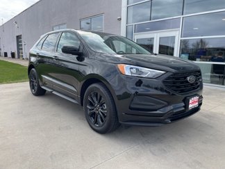 Used 2024 Ford Edge SE w/ Black Appearance Package image 1