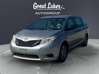 Used 2011 Toyota Sienna image 1