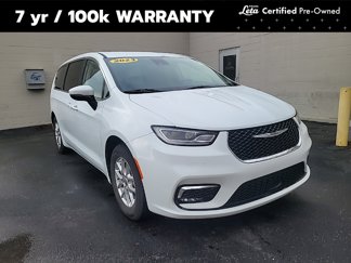 Used 2023 Chrysler Pacifica Touring-L image 1