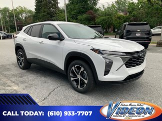 New 2025 Chevrolet Trax RS w/ Driver Confidence Package image 1