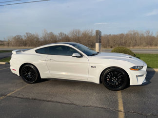 Used 2020 Ford Mustang GT image 1