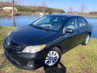 Used 2013 Toyota Corolla LE Special Edition image 1