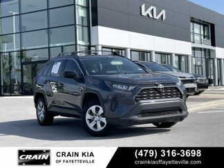 Used 2019 Toyota RAV4 LE image 1
