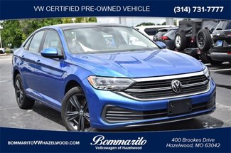 Certified 2024 Volkswagen Jetta SE w/ Panoramic Sunroof Package image 1