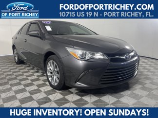 Used 2017 Toyota Camry XLE image 1