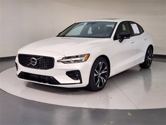 Used 2024 Volvo S60 B5 Core image 1